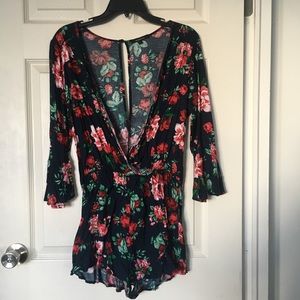 Ambiance Navy, red, pink floral romper Size Large